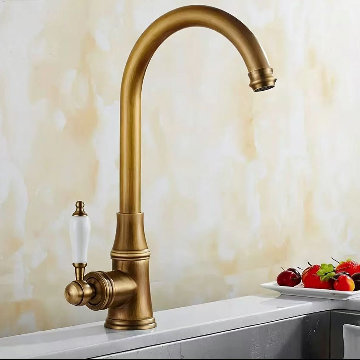 Copper Retro Mid-Century Bamboo Node Cold Hot Kitchen Faucet Balcony Sink Outdoor Freeze-Resistant Washing Machine Spout