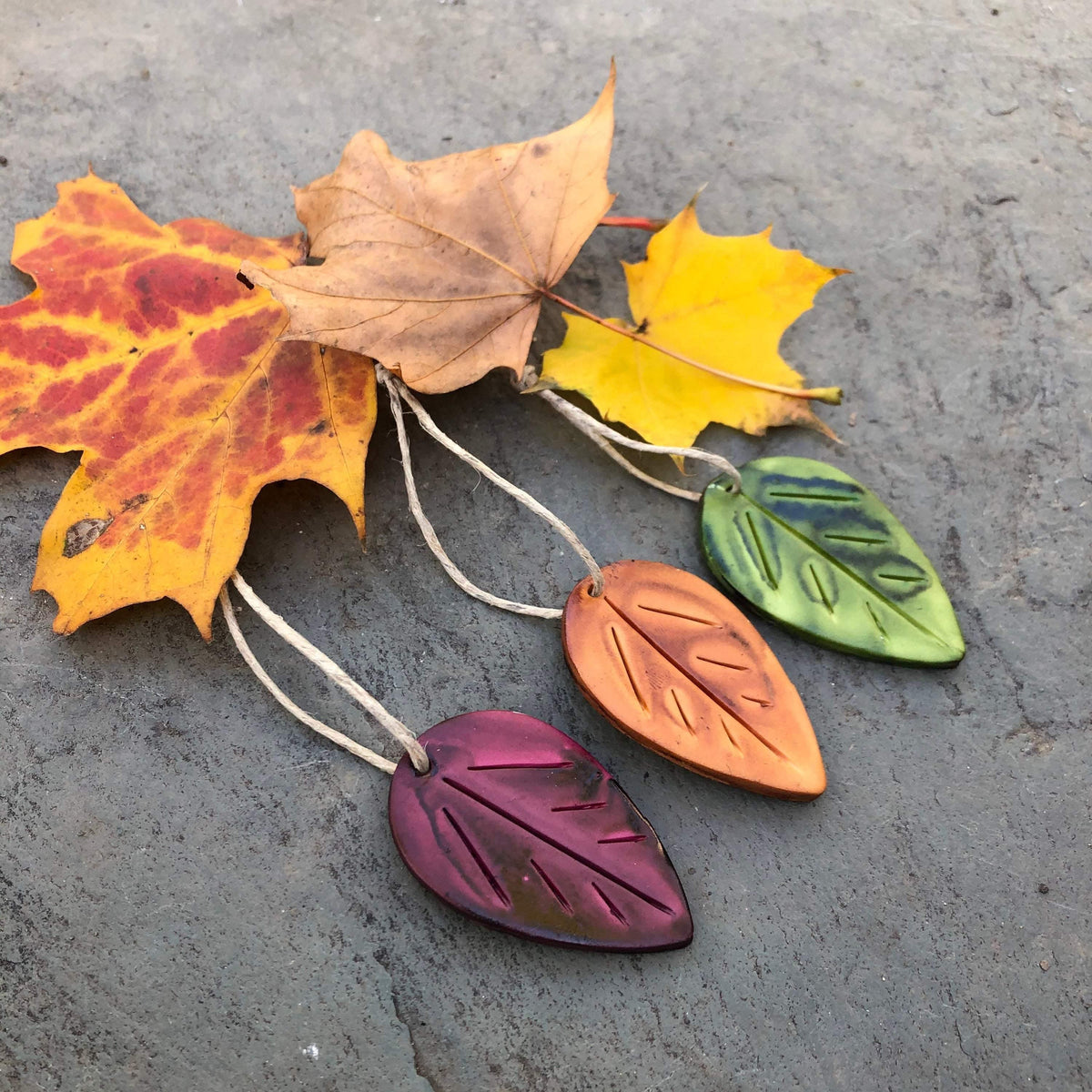 Maroon Leaf Ornaments, Rustic Fall Décor or Christmas Tree Decoration
